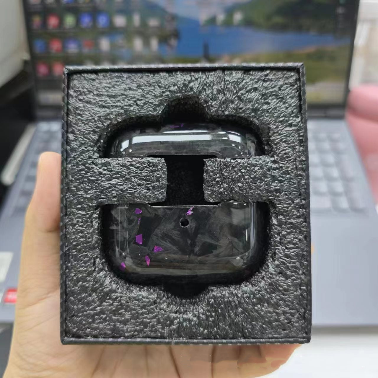 Carbon Fibre Forged AirPods Case